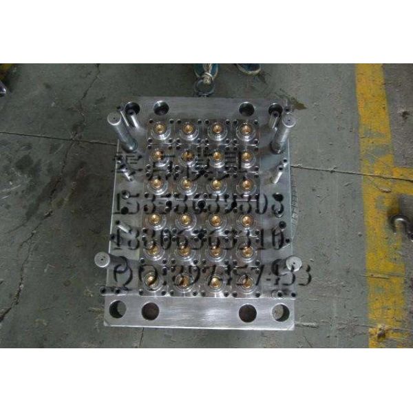 Table Disponible Plastic Cup Manufacturing Machine , 200 Ton Injection Molding Machine