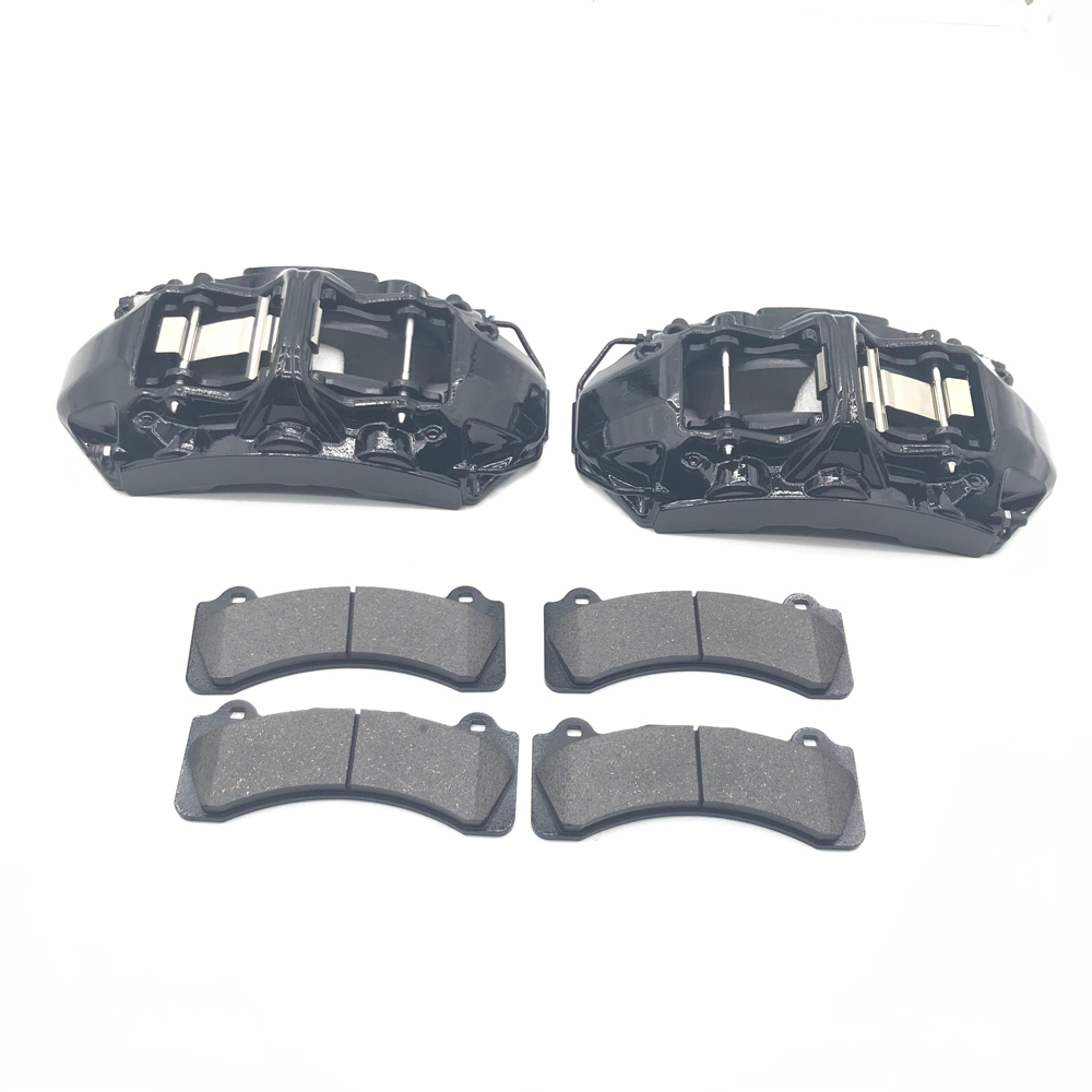 Подгонянные черные крумциркули jkGT6 и тормозные колодки для фронта Audi S4