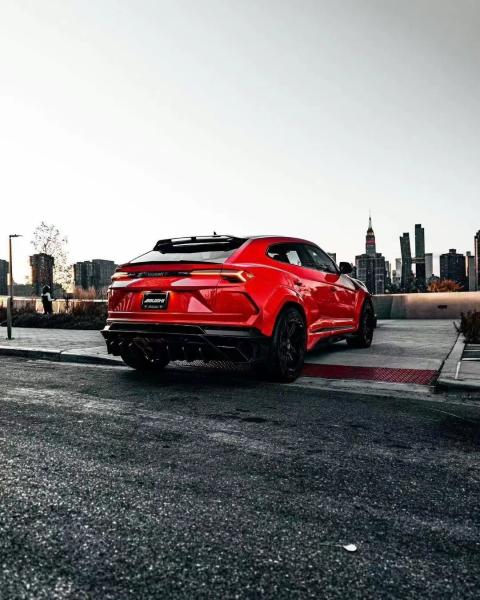New Lamborghini URUS Body MSY Style Front And Rear Bumper Car Auto Parts