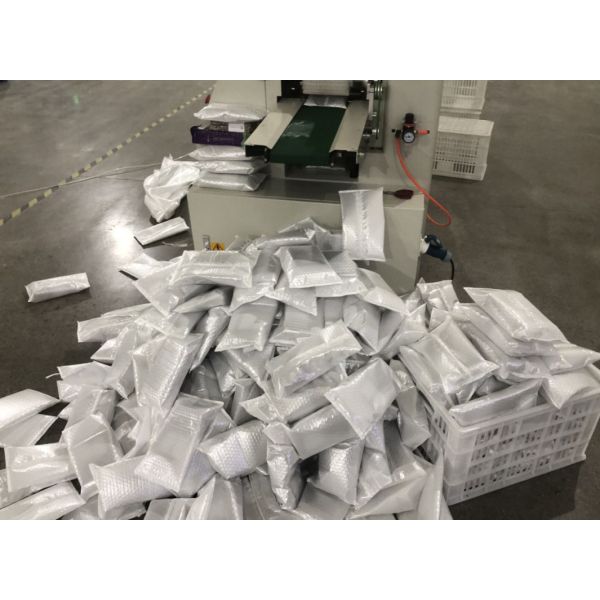 Multifunctional air bubble film paper protective packaging machine horizontal servo control air bubble film bag packing