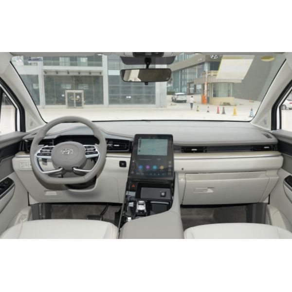 Hyundai custo 2021 380TGDi Luxury version Gasoline DLX 5 Door 7 seats MPV