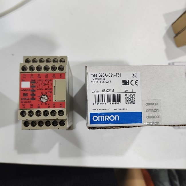G9SA-321-T30 Omron Safety Relay Unit For Industrial Machine Safety Control Systems