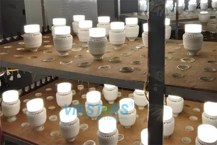 6500K холодный белый круглый ввод напряжения электрической лампочки 85-277VAC широкий для спортзала