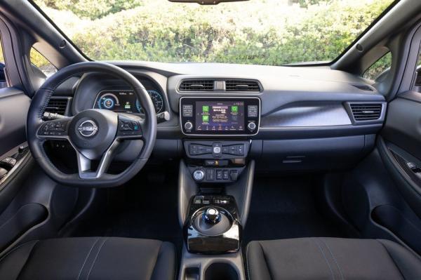 Sem gasolina, com uma autonomia de 180 milhas para viagens locais no 2024 Nissan Leaf S hatchback carros de energia nova