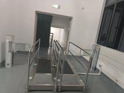 Máquina de lavar solas de calçado de tensão 110V/220V/50HZ com instruções de utilização claras