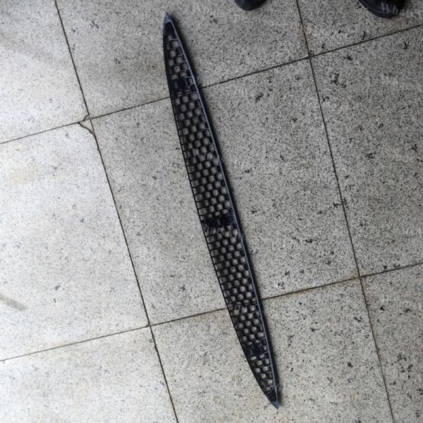 988025 GRILLE-LOWER-TK NEGRO,SP la cubierta inferior del THERMO KING T-600M, T-800M, T-1000M, T-680Pro, T-880Pro, T-1080Pro