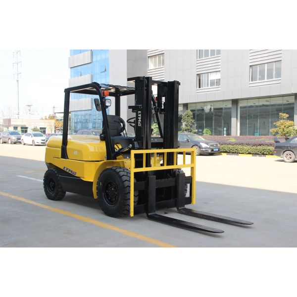 forklift machine 4.5 ton forklift truck with Mitsubishi engine and side shift