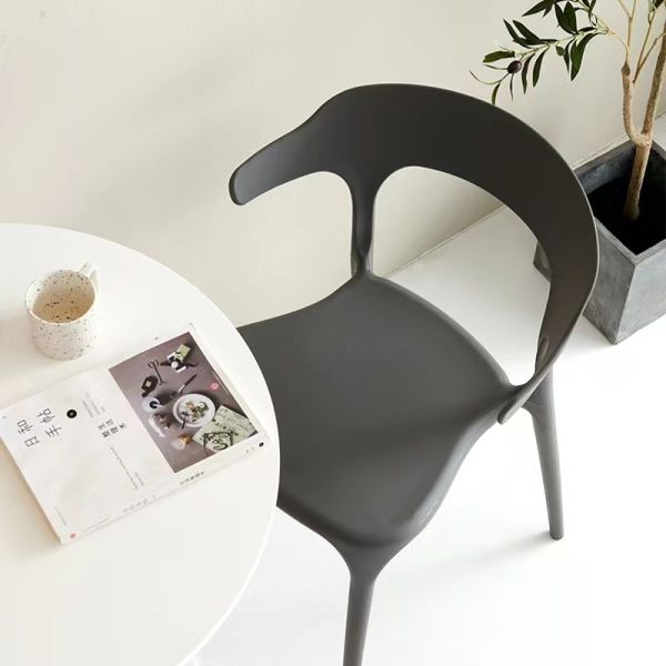 Sillones de plástico para comedor de apilamiento impermeables Sillones de plástico de comedor de color verde