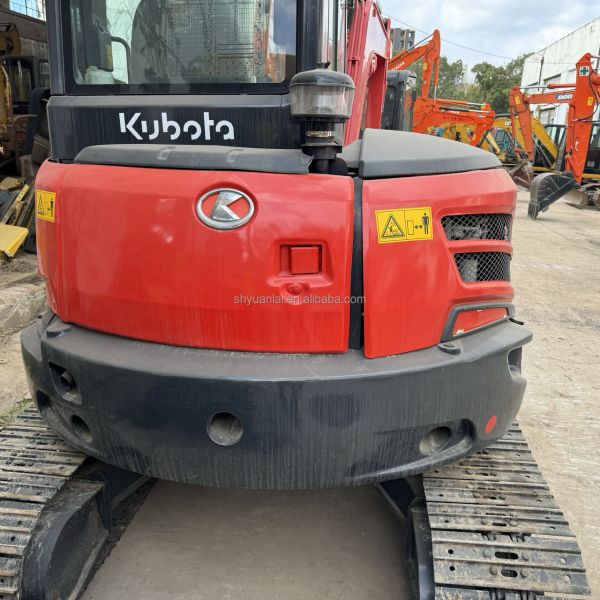 KX163 Excavateur Kubota Haute précision et bras robustes pour vos besoins de construction