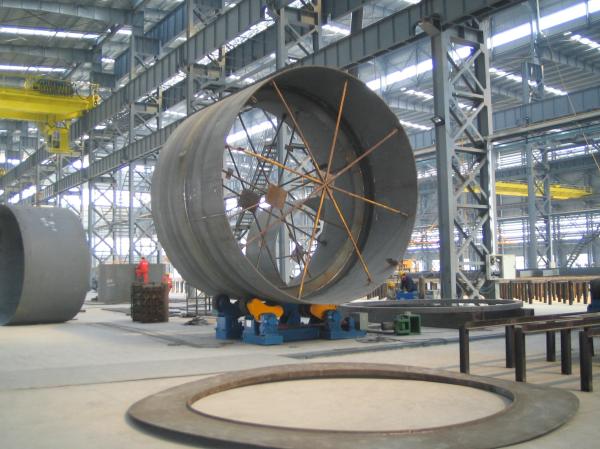 Self Aligning Welding Rotator is Suit for Diameter 3000 mm and its Standing Capacity 10 Tons Linear Speed 1000 mm/min