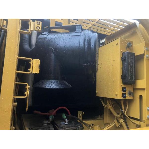 Used Cat330 Excavator in Shanghai with Original Hydraulic Pump and 3823 Working Hours