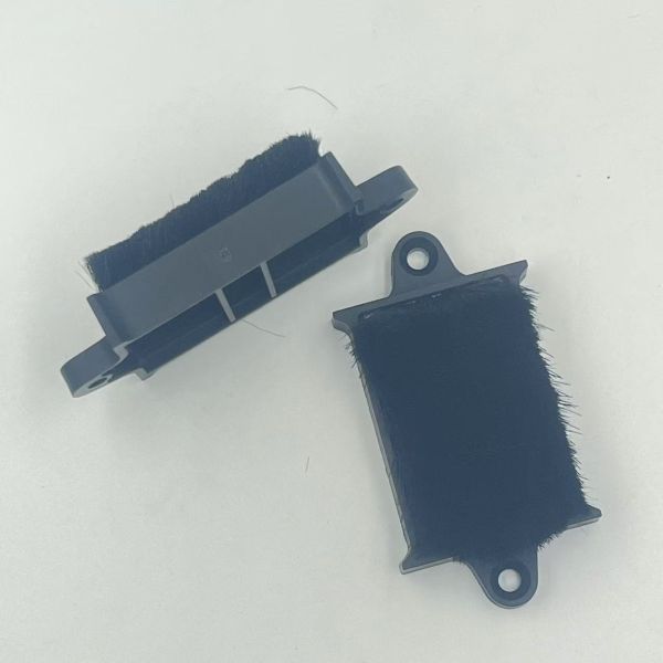 Highly Durable Dustproof Block Aluminum Door Window Plastic Kit Accessories for Pile Height 3-25mm and Width 3-50mm