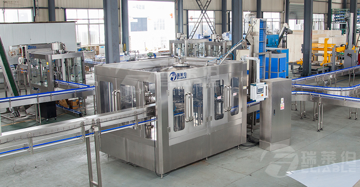 Fully Auto PET Bottle Mineral / Pure Water Filling Machine / Bottling Plant / Equipment
