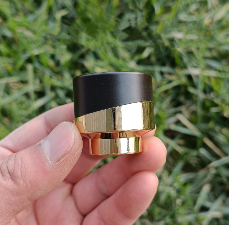 100Ml Free Sample Luxury Square Clear Refill Pump Empty Glass Perfume spray Bottles