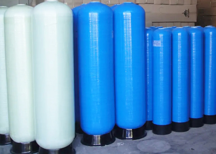 1000L Maintainable Household FRP Water Treatment Tank With 2 Inch Inlet Outlet Connect
