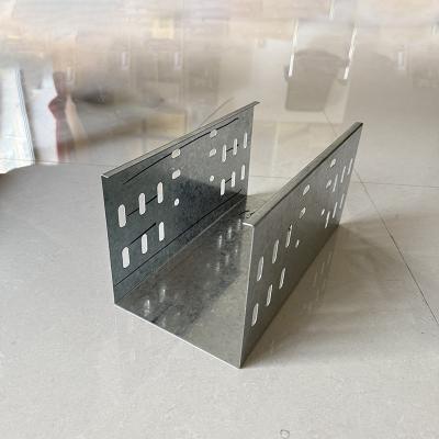 ISO9001 Galvanized Ladder Rack Cable Tray 100MM 50MM Adjustable Cable Management