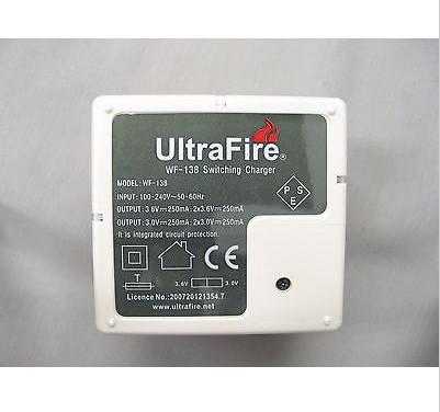 White UltraFire WF-138A LIR123A/16340 / cr123a Li-ion Battery Charger