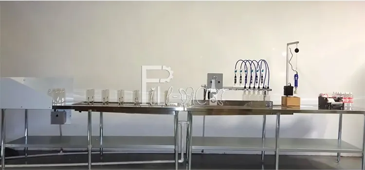 0- полуавтоматная чистая выпивая линия машины завалки воды завода оборудования стирки бутылки ЛЮБИМЦА 2L заполняя покрывая