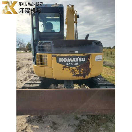 Projetos de construção facilitados com a escavadeira de 8 toneladas usada Komatsu PC78US