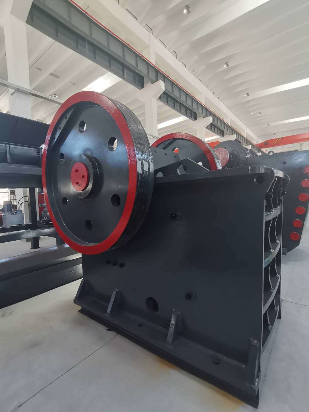 Standard PE Series Jaw Crusher for Aggregate Quarry Granite Outlet Size 65-140mm