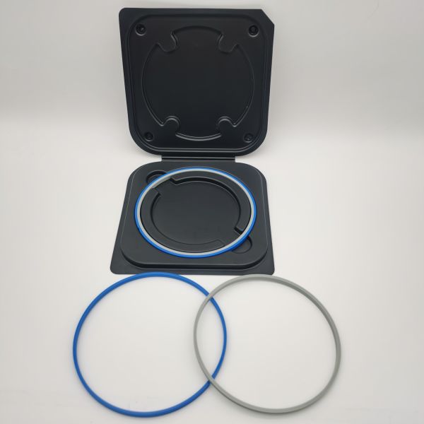 Grey And Blue Wafer Hoop Ring Widely Used For Durable Fastening In Industrial Settings