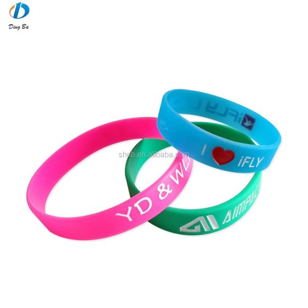 Plastic Jewelry Main Material Custom Logo Rubber Bracelet for Your Business