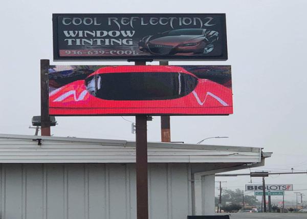 Outdoor Advertising Smd Led Display Screen Billboard IP68 8mm 7000 Nits Brightness