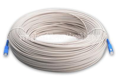 1 / 2/4 tipo exterior liso da curva do figo do cabo pendente da fibra ótica FTTH do núcleo autossuficiente 8