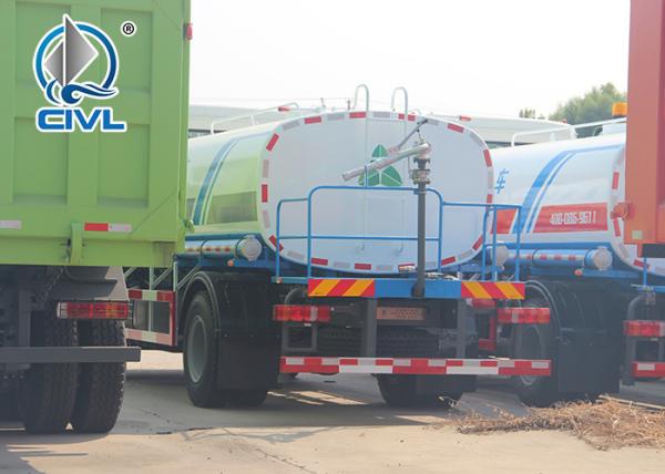Sinotruk  6*4 Water Tanker / Oil Tanker Truck with EURO III Emission