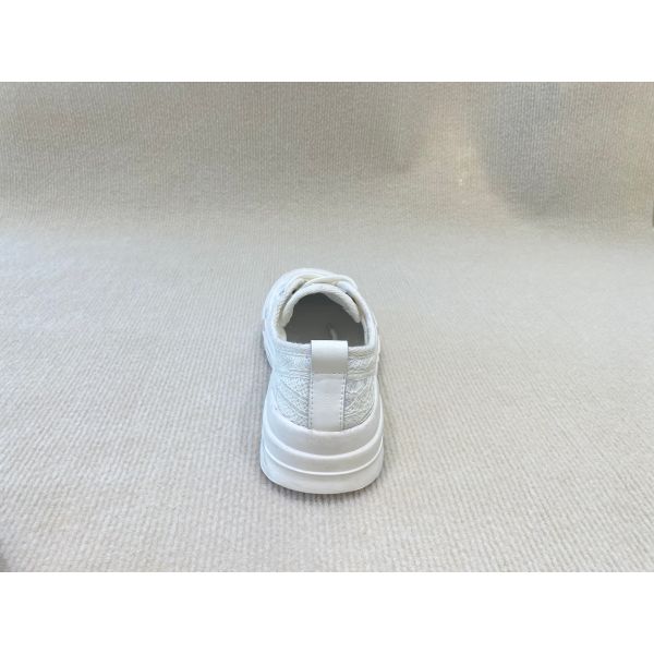 OEM ODM White Leather Casual Sneakers Lace Up 35-40 China Size