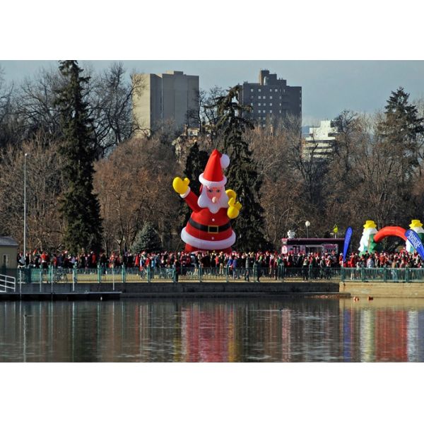 Fireproof   210D Nylon Xmas Holiday Inflatable Santa Claus
