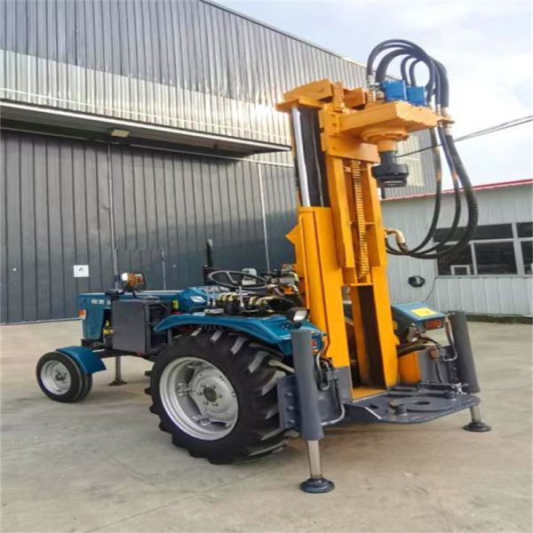 Riego de perforación móvil de cuatro ruedas para perforaciones rurales y civiles