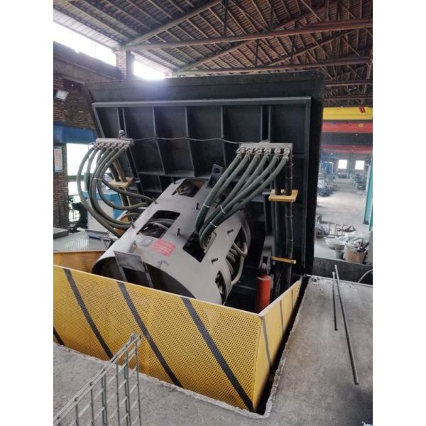 Medium Frequency Hydraulic Steel shell furnace KGPS-500KW/750kg