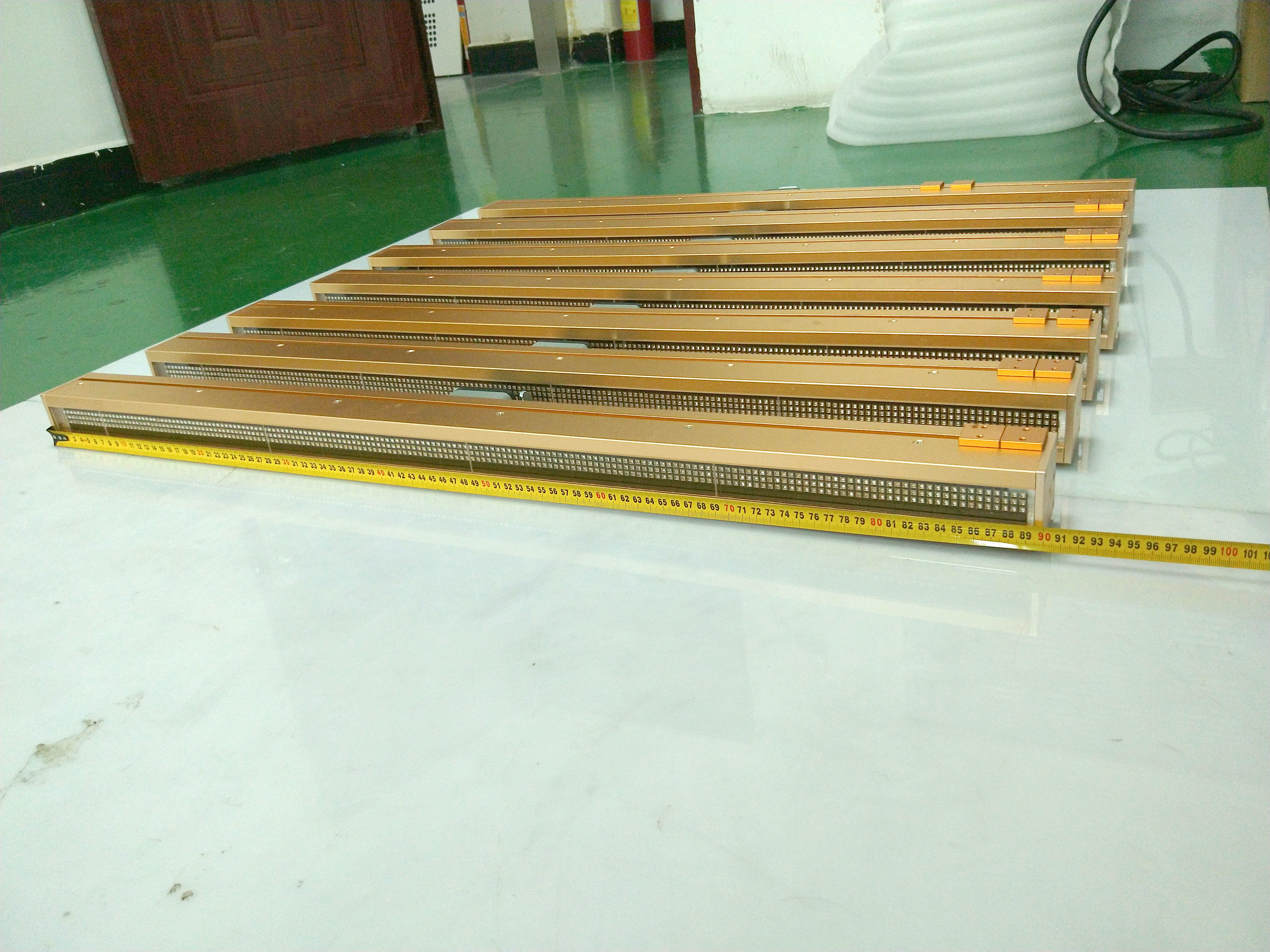 Water Cooled Multi-Wavelength 365nm 16W per cm² UV LED Optical Coating Curing System for Precision Applications