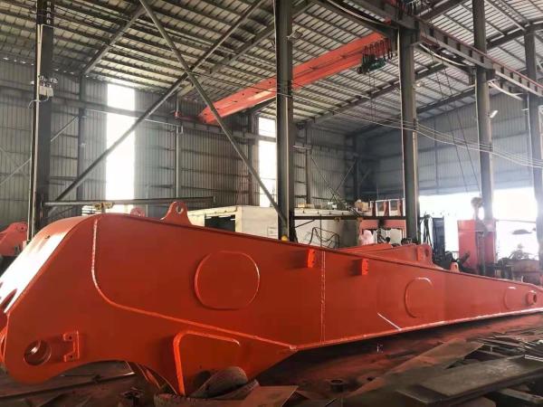 26 Meters Long Reach Of XCMG5600 Excavator For Seaport Offshore work