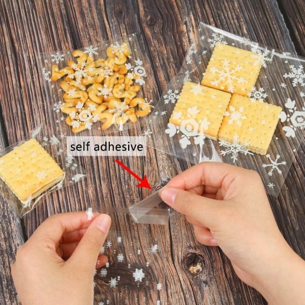 300 PIECES SELF-ADHESIVE PLASTIC CELLOPHANE TREAT BAGS FOR PACKAGING CANDY