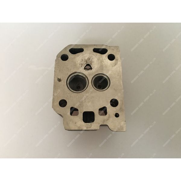 Сборка головки цилиндра Кубота Части двигателя Железный материал с кустом