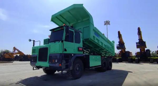 ELECTRIC WIDE BODY MINING DUMP TRUCK  FOR MINING OPERATIONS