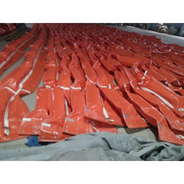 Customized Color Oil Containment Boom Fabricated With Special Rubber Cloth