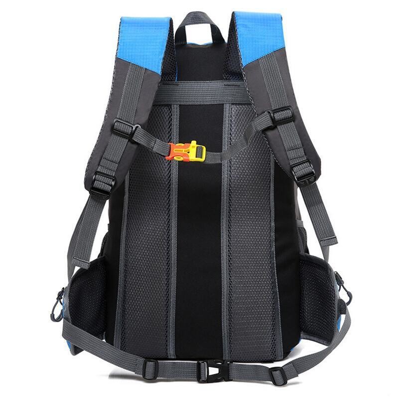 30-Day Return Refunds Outdoor Waterproof 40L Travel Backpack Bag for Sport Shoulder
