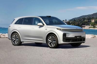 Luxury Left Drive Electric Vehicle 400km Range Lixiang L7 Electric Car