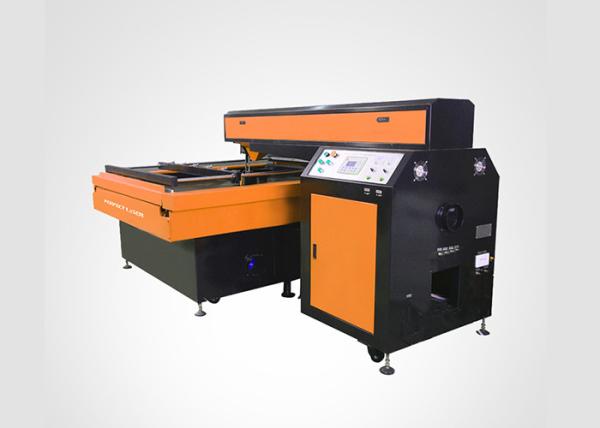 0909 1212 1218 6000 mm/min Velocidade de corte Plástico PVC Placa de madeira compensada Máquina de corte a laser