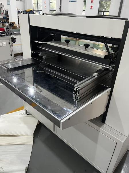Machine à plier du papier de 12 kW rentable et à vendre à chaud