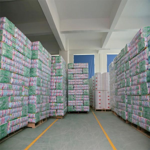 Чистая вода детские салфетки для очистки кожи рук и рта 20 * 15 см Без алкоголя