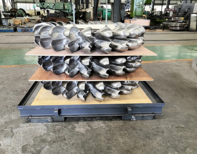 Небольшое горизонтальное бегуна 800KW колеса Pelton турбины подачи вертикальное