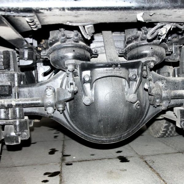 Professional Grade Truck Mixer Customized Request for Used Heavy Duty Agitator Vehicle