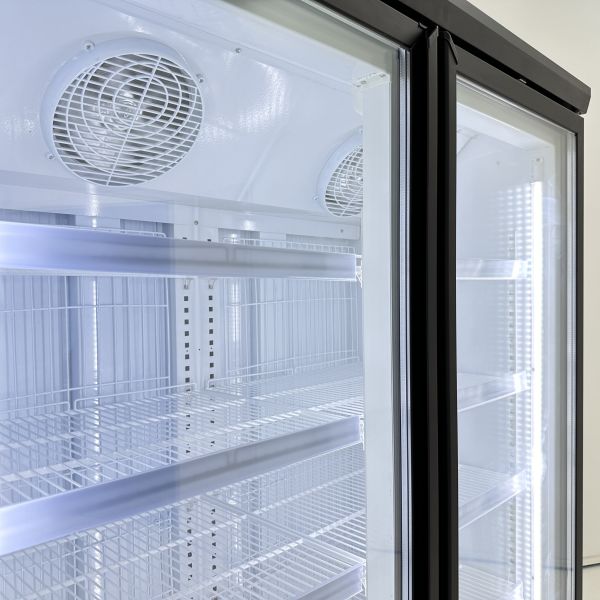 Freestanding Upright Showcase Freezer Merchandiser Two Glass Door Freezer