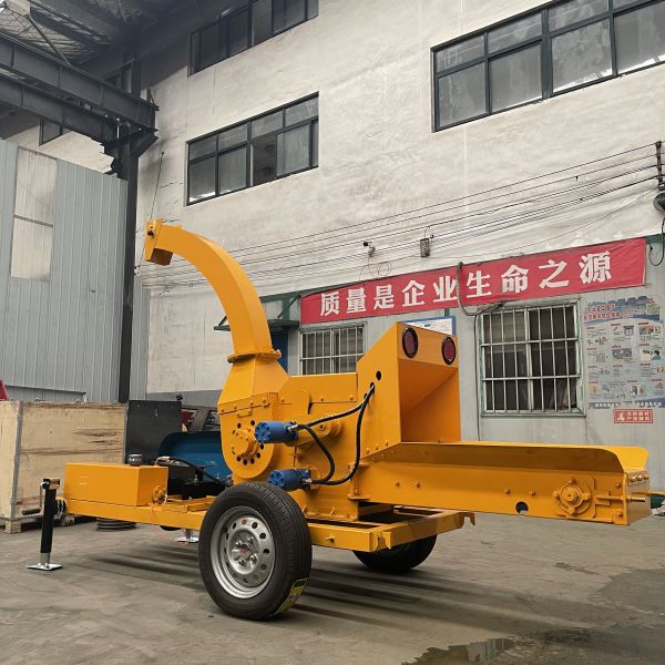 25/32/55hp Diesel Engine Tree Grinder for Wet/Dry Waste Wood Shredding and Grinding