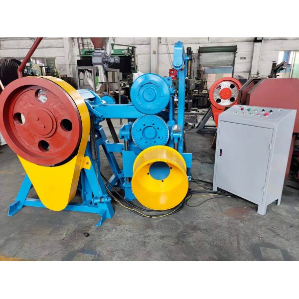 High-Performance DC53 Blade Tire Block Cutter for Rubber Chips