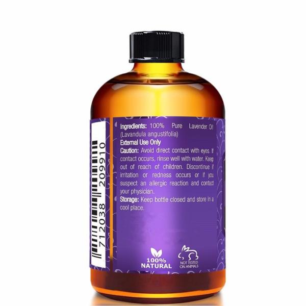 O óleo essencial 100% da alfazema terapêutica da categoria puro contém minerais das vitaminas
